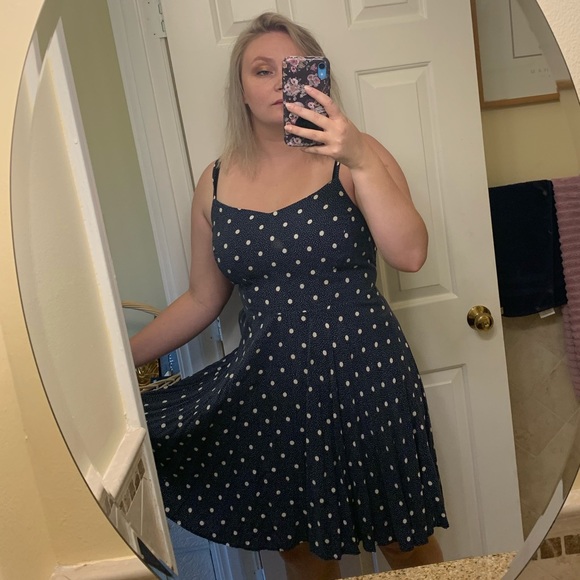 Blue and white polkadot dress with zipper side - Picture 1 of 5